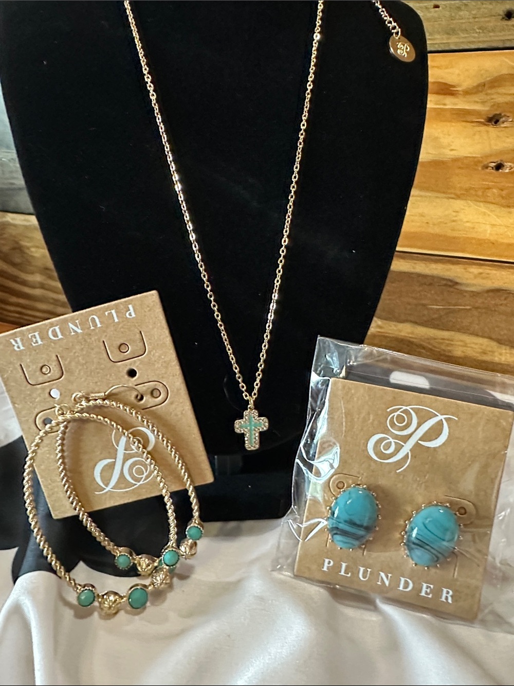 Plunder Gold-Tone Necklace & Turquoise Jewelry Trio